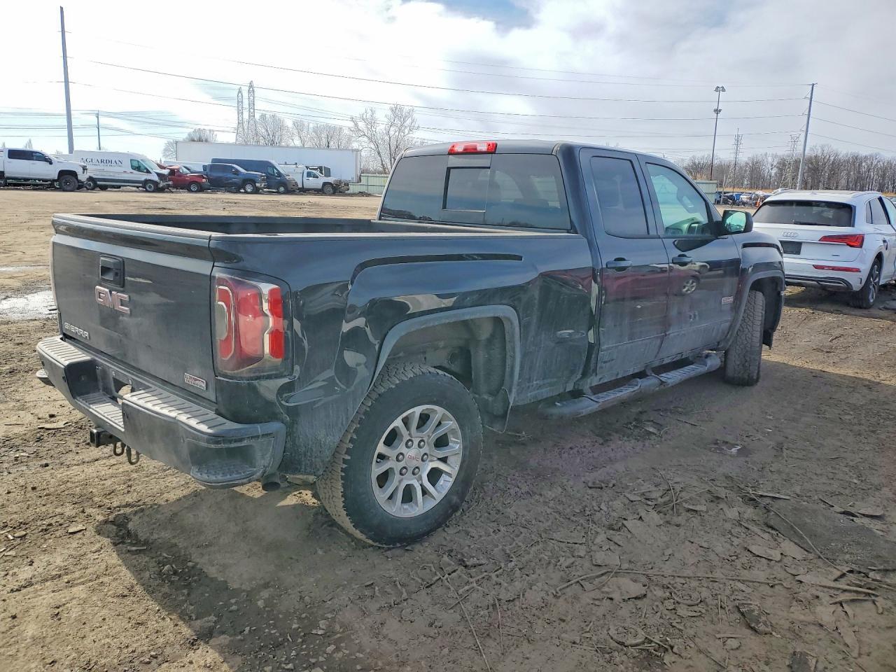 2018 GMC Sierra K1500 SLT