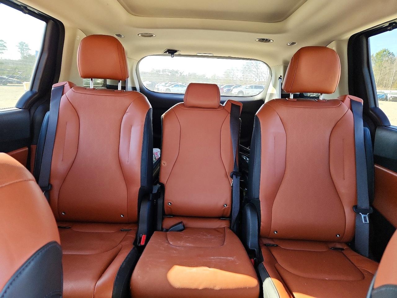 2025 KIA Carnival sx