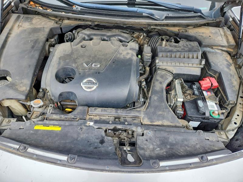 2011 Nissan Maxima s