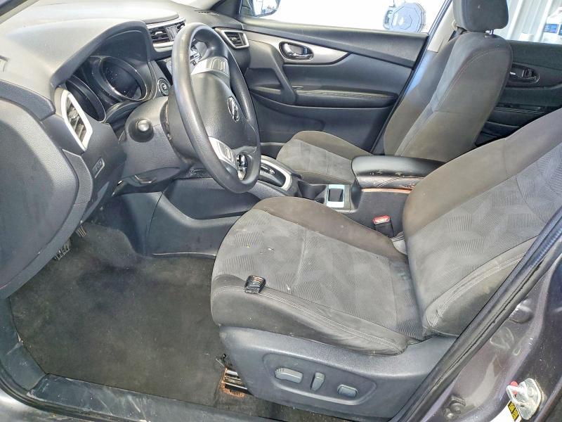 2016 Nissan Rogue sv