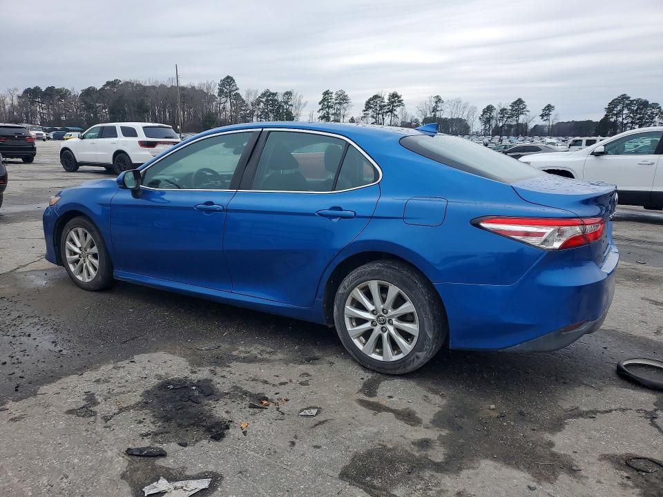 2019 Toyota Camry le