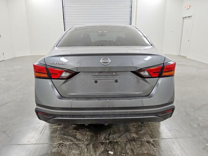 2024 Nissan Altima s