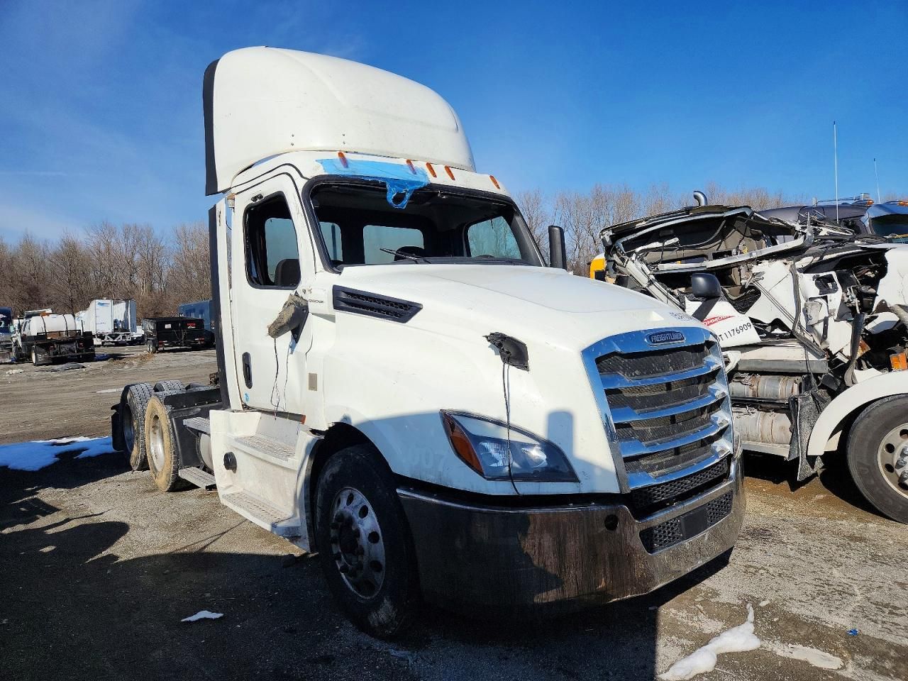 2020 Freightliner Cascadia 126 Semi Truck