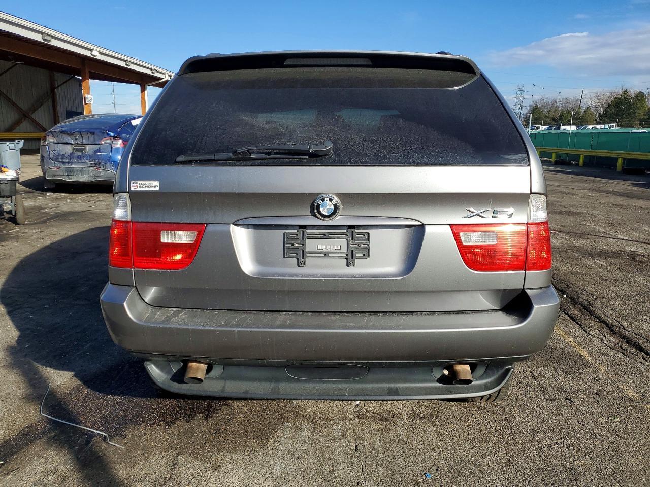 2005 BMW X5 3.0i