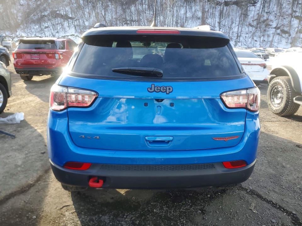 2025 Jeep Compass Trailhawk