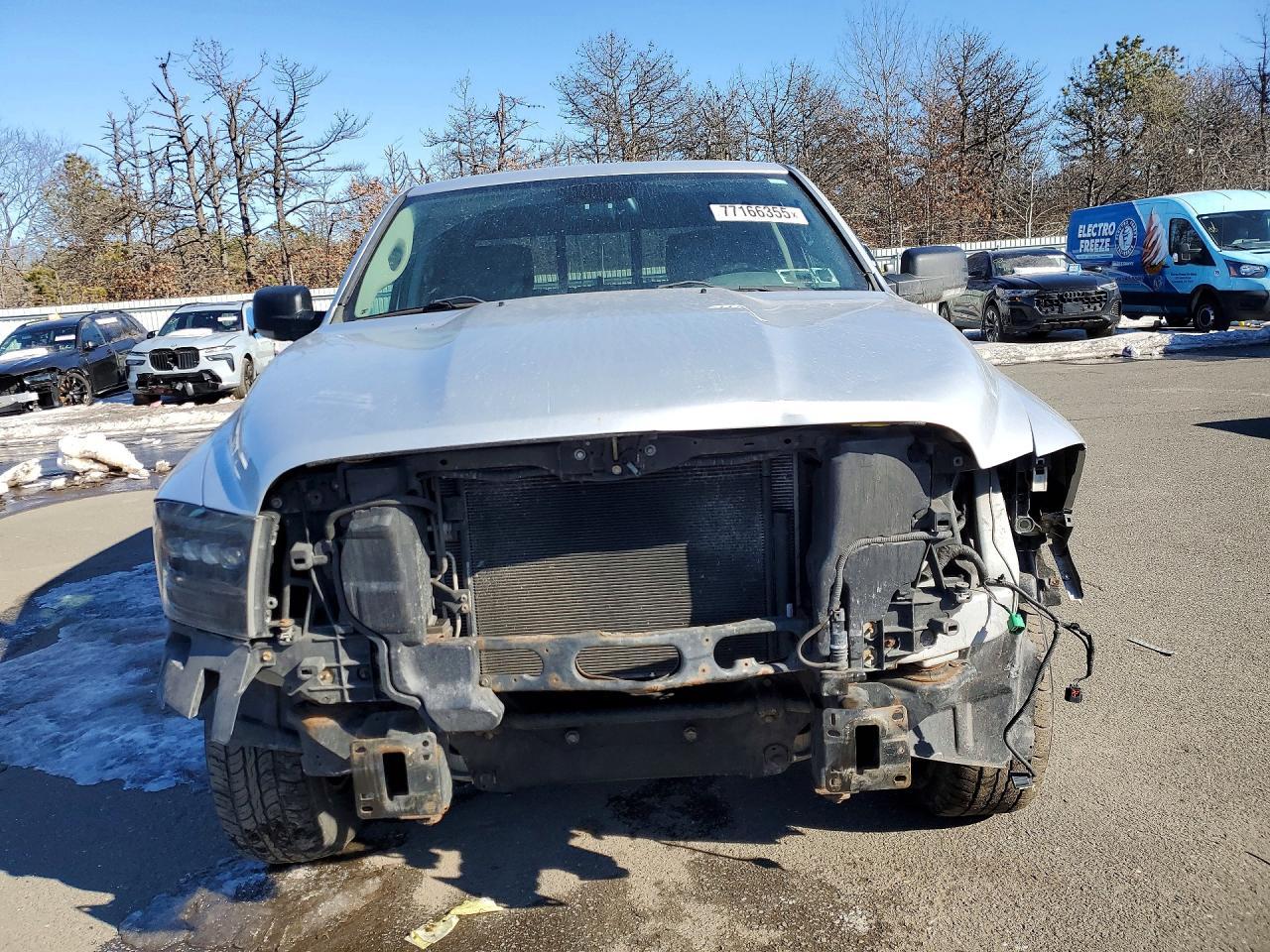 2013 Dodge RAM 1500 SLT