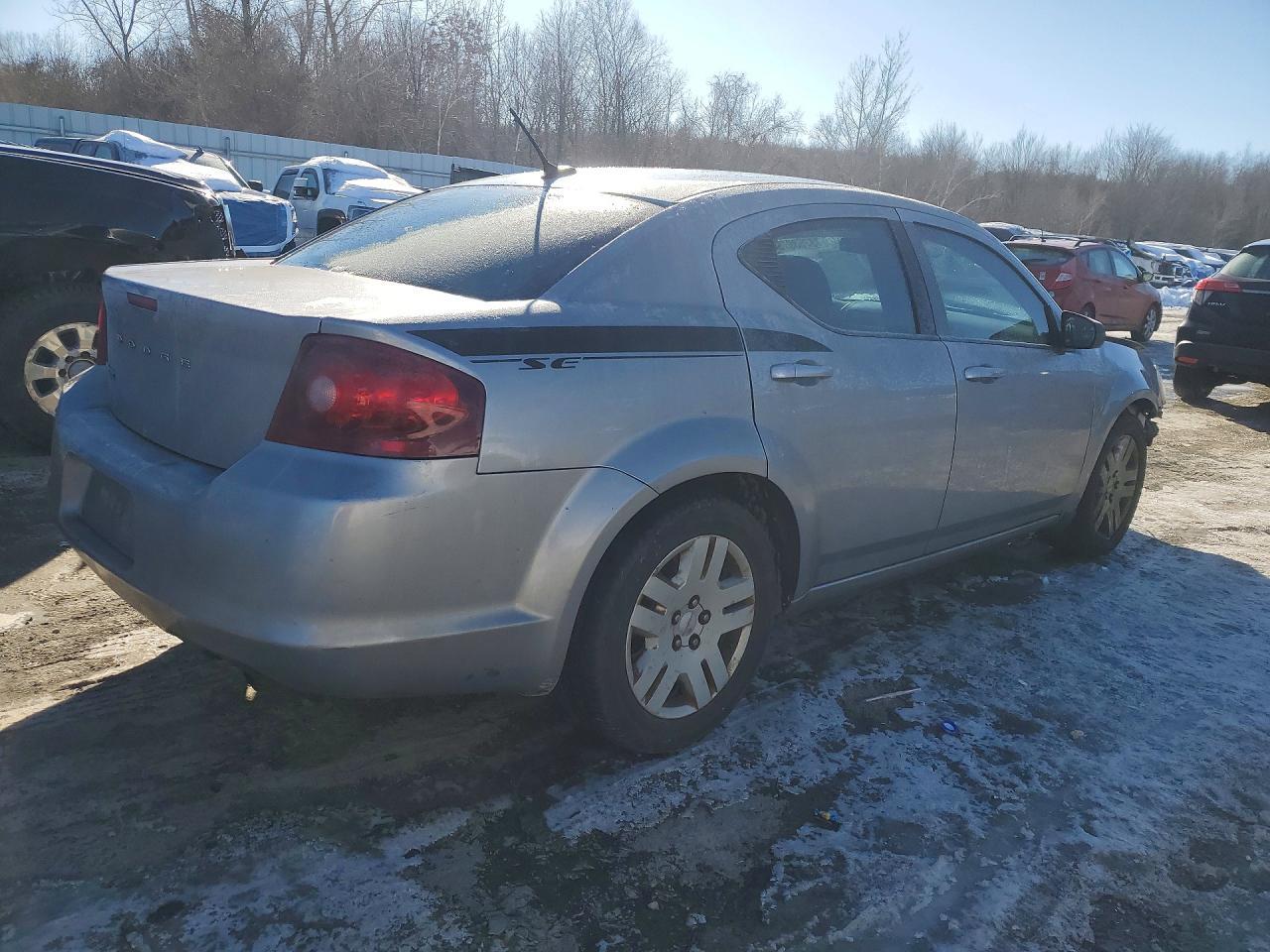 2013 Dodge Avenger se