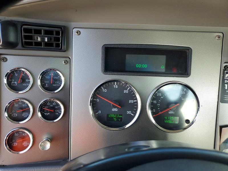 2015 Kenworth Constructi-flat bed Truck