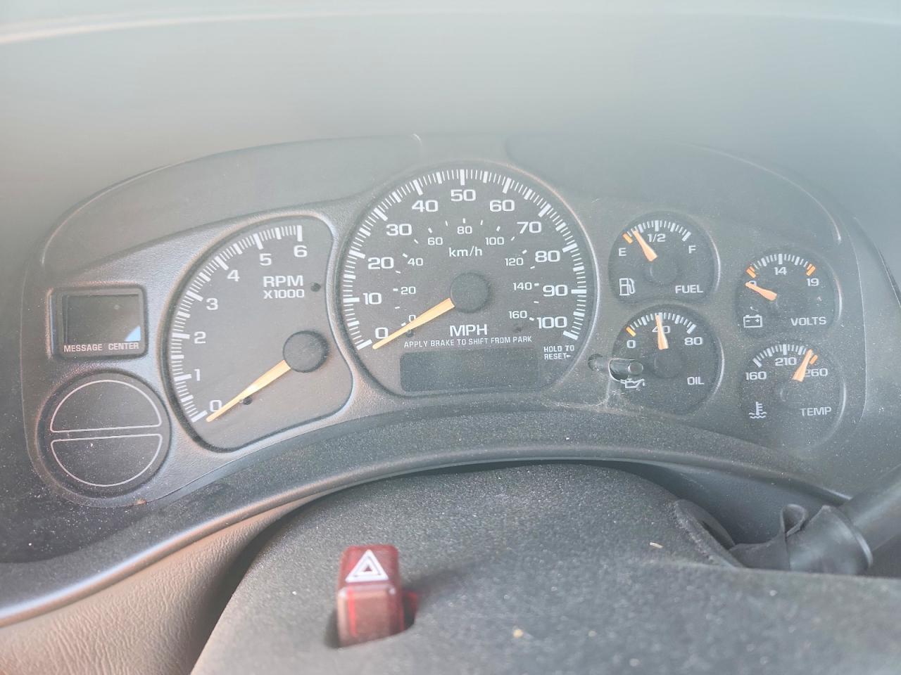 2001 GMC New Sierra C1500