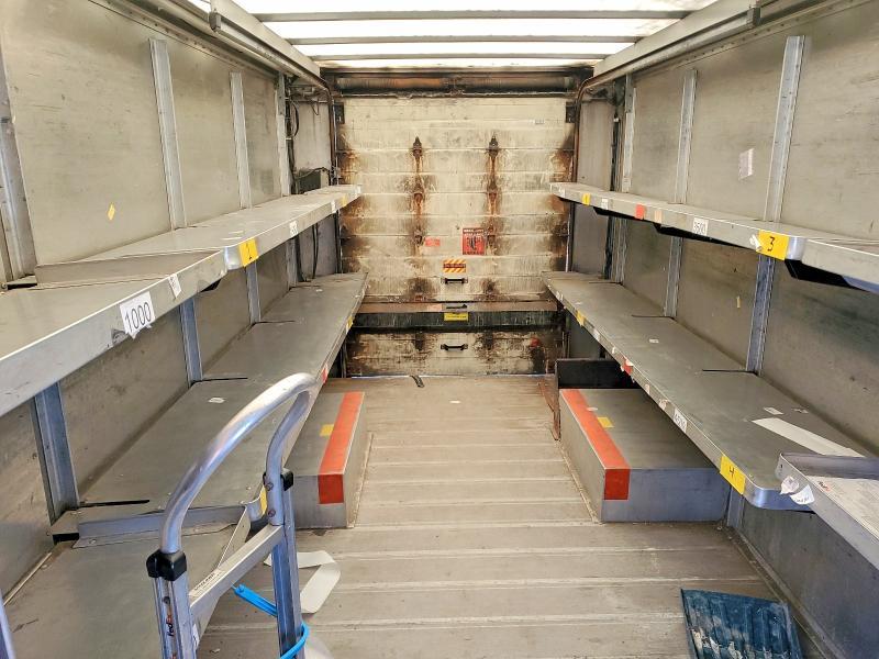 2005 Freightliner Chassis M Line WALK-IN Van