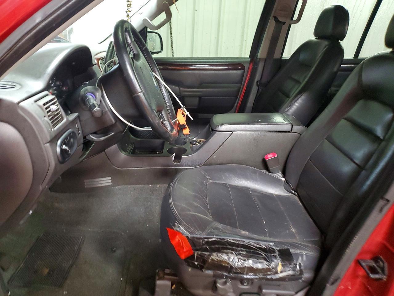 2004 Ford Explorer Limited