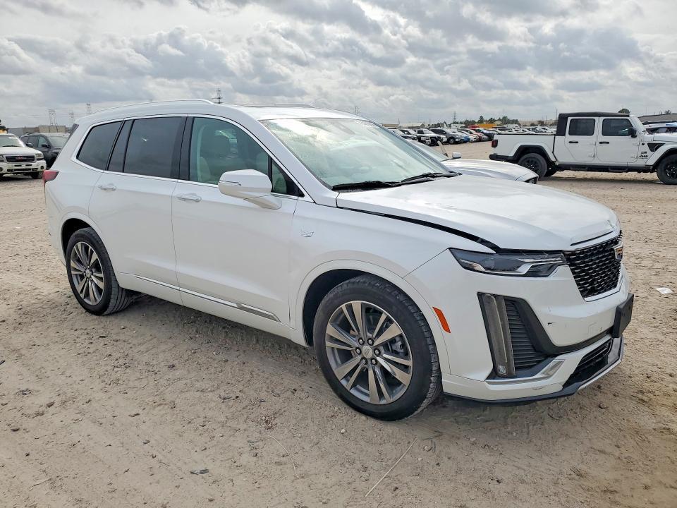 2021 Cadillac XT6 Premium Luxury