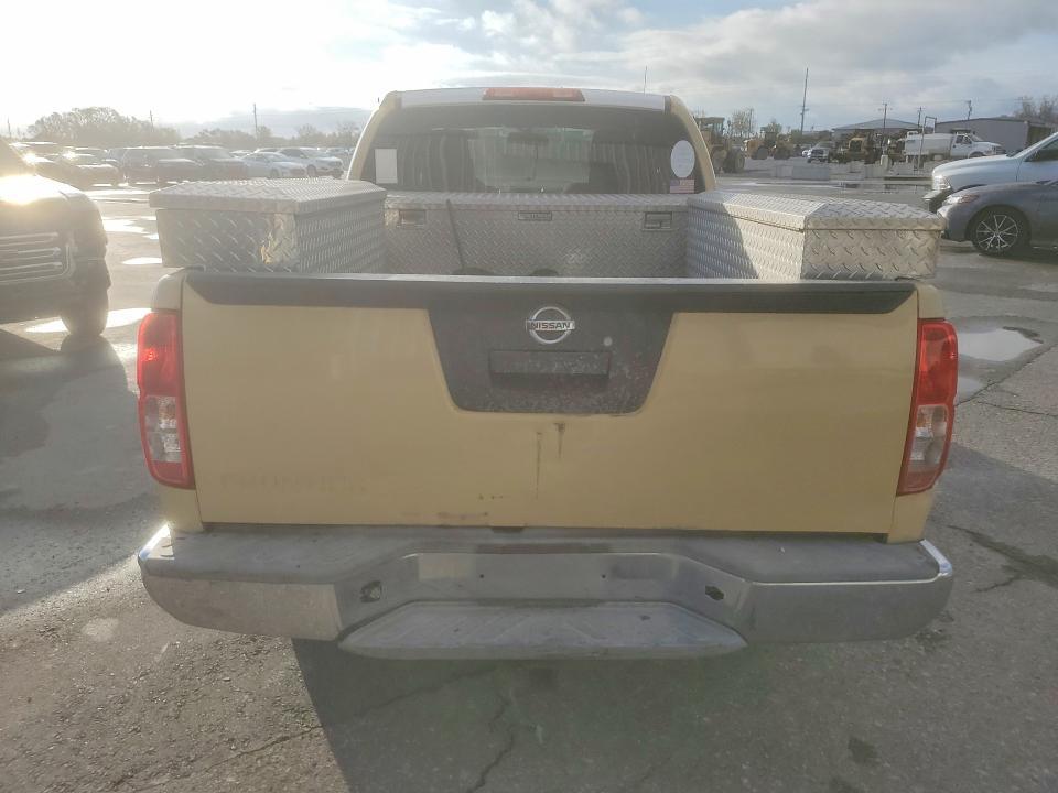 2013 Nissan Frontier s