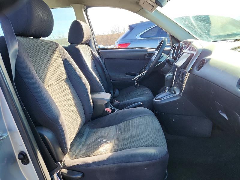 2005 Toyota Corolla Matrix xr