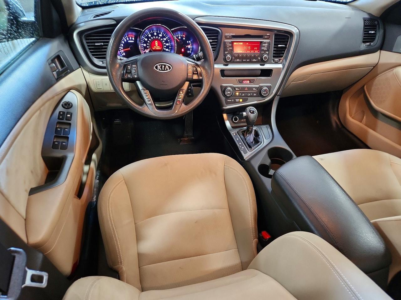 2012 KIA Optima lx