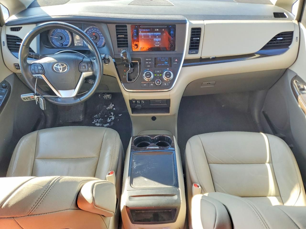 2016 Toyota Sienna xle