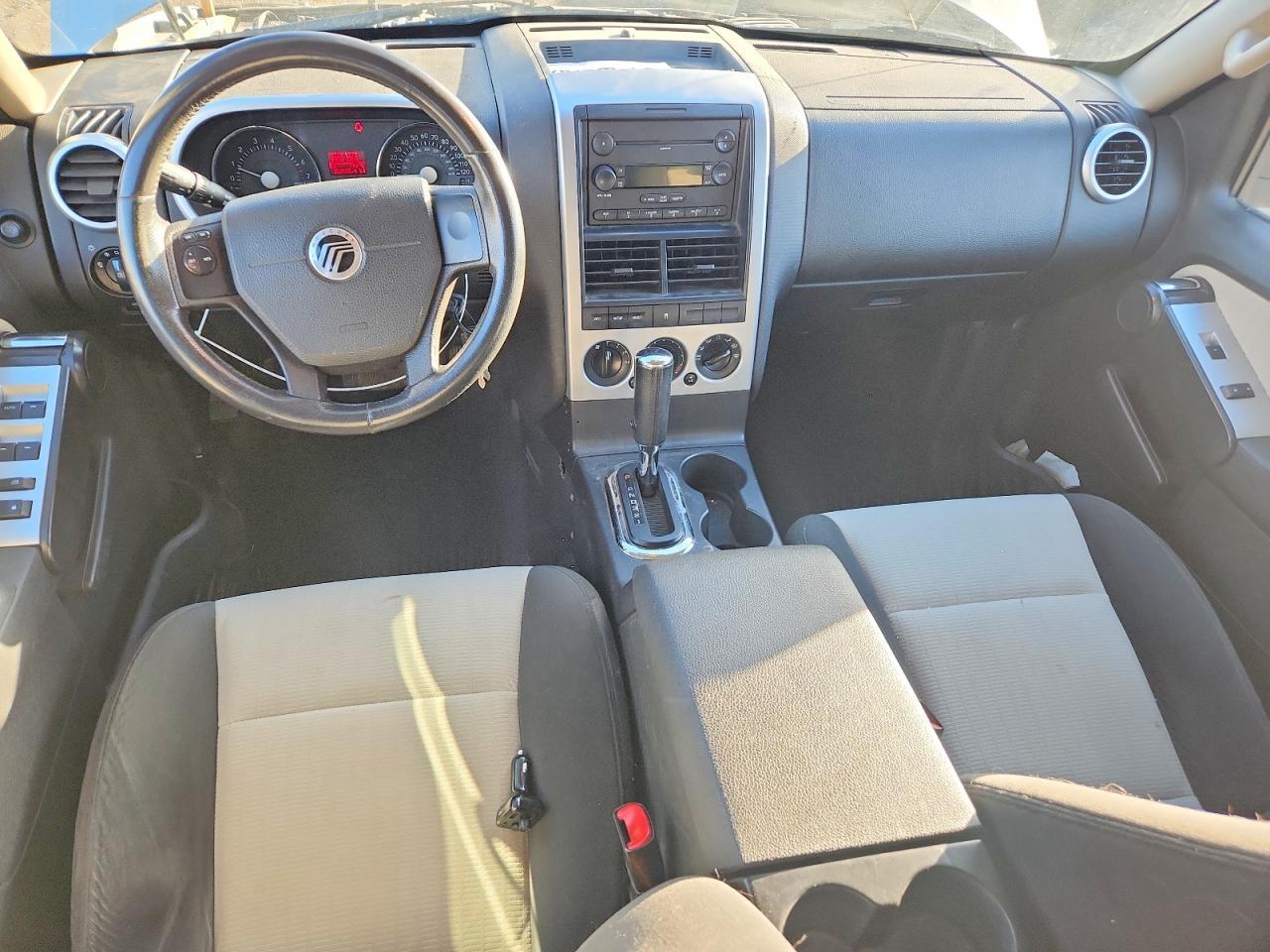 2007 Mercury Mountaineer Luxury