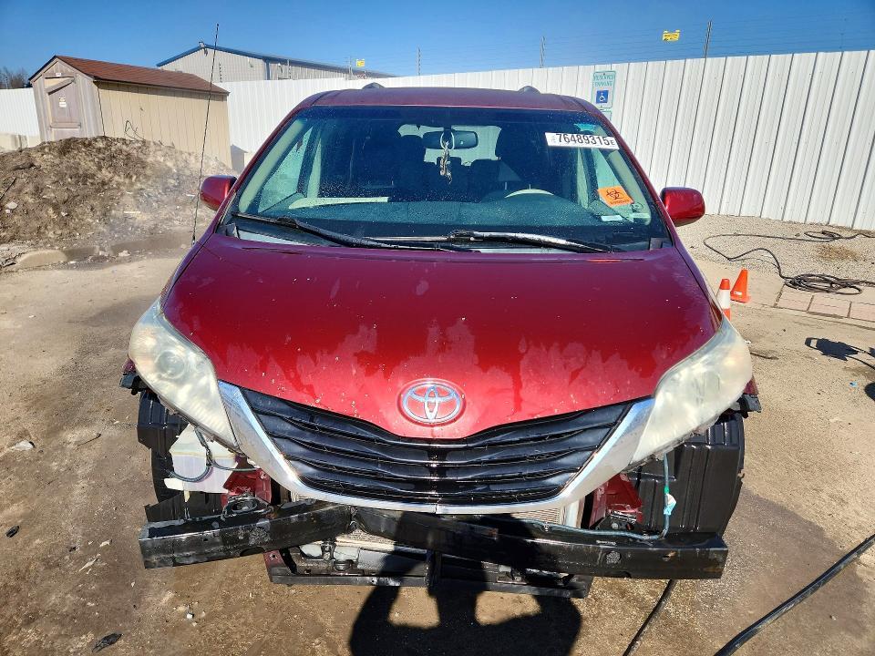2011 Toyota Sienna