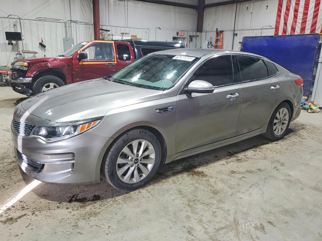 2018 KIA Optima ex