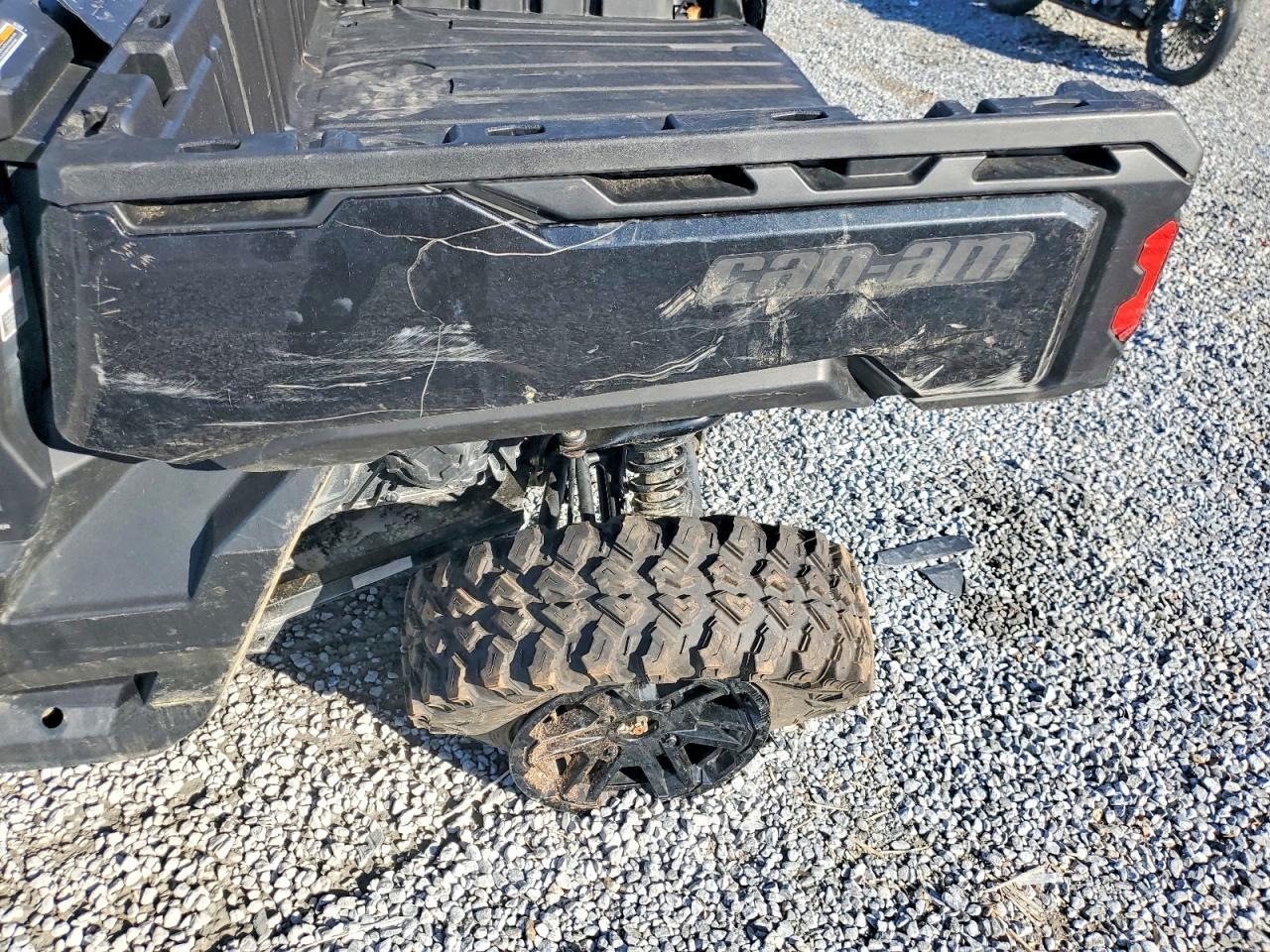 2024 Can-Am Defender Utility Vehicle