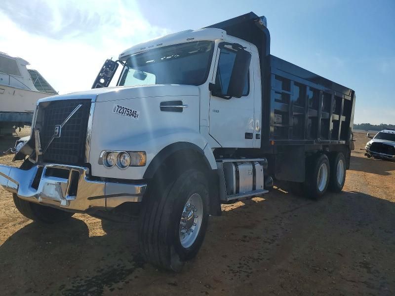 2019 Volvo Vhd Dump Truck