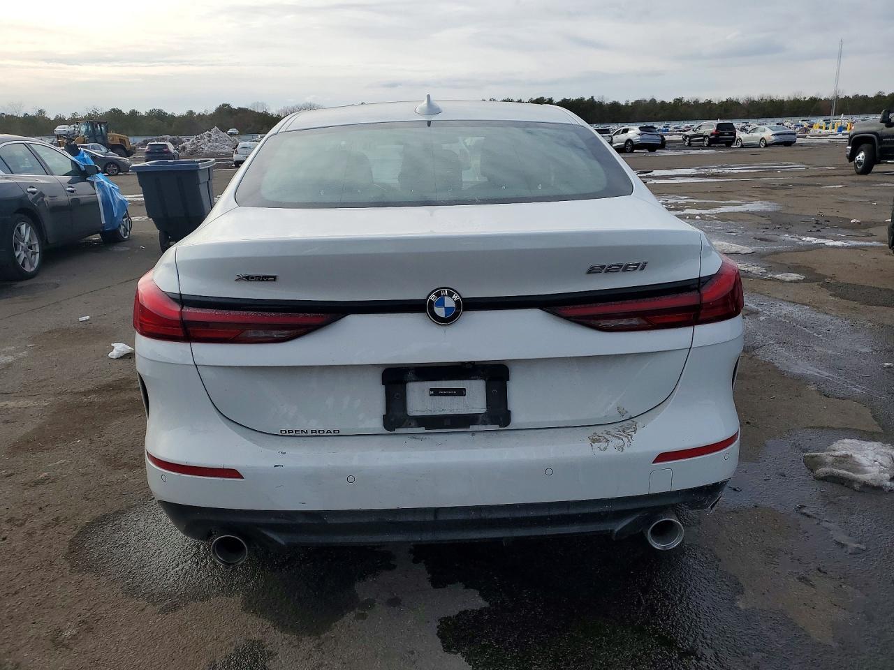 2023 BMW 228xi