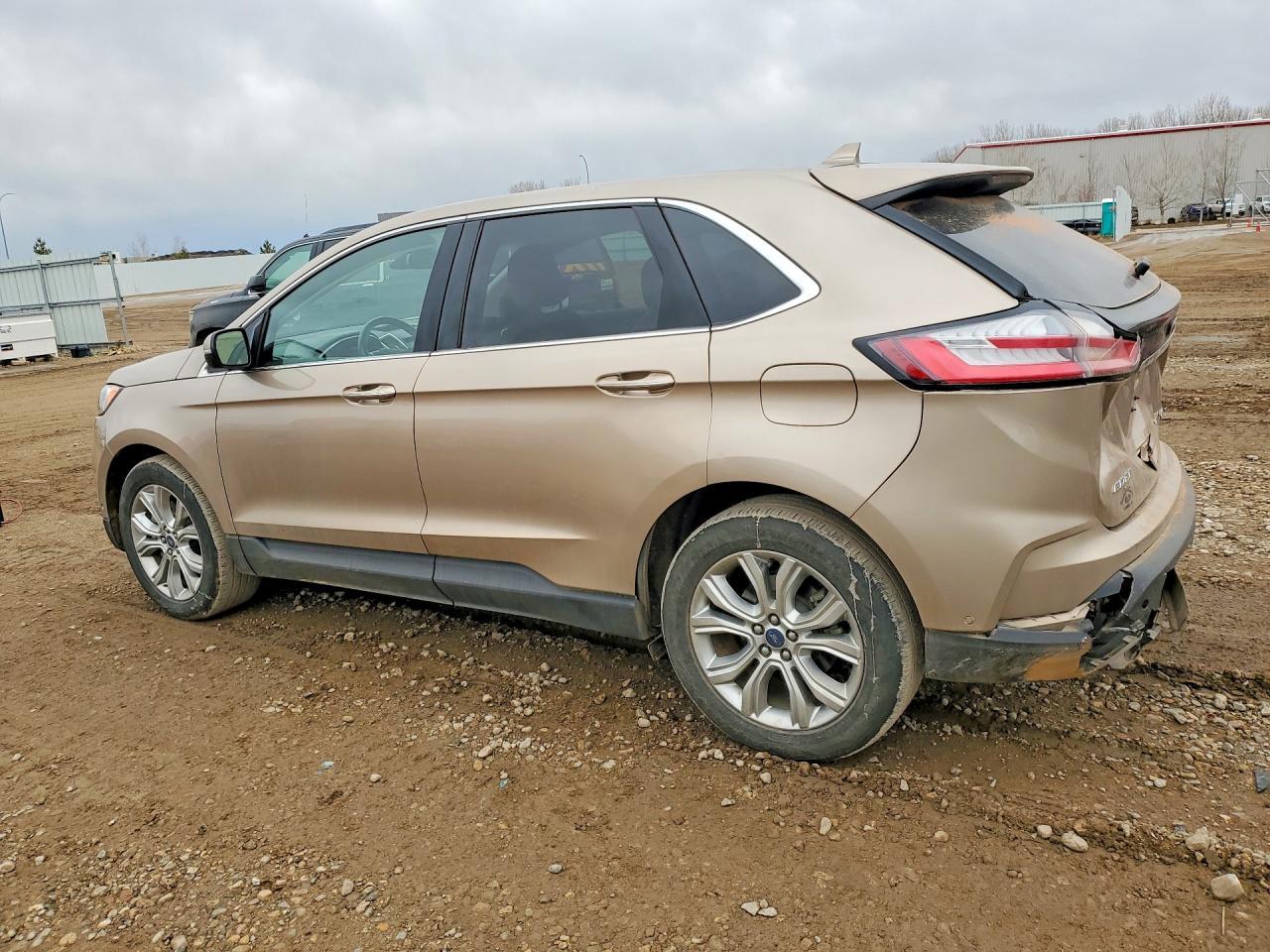 2020 Ford Edge Titanium
