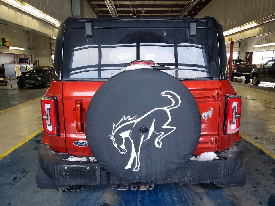 2024 Ford Bronco Outer Banks