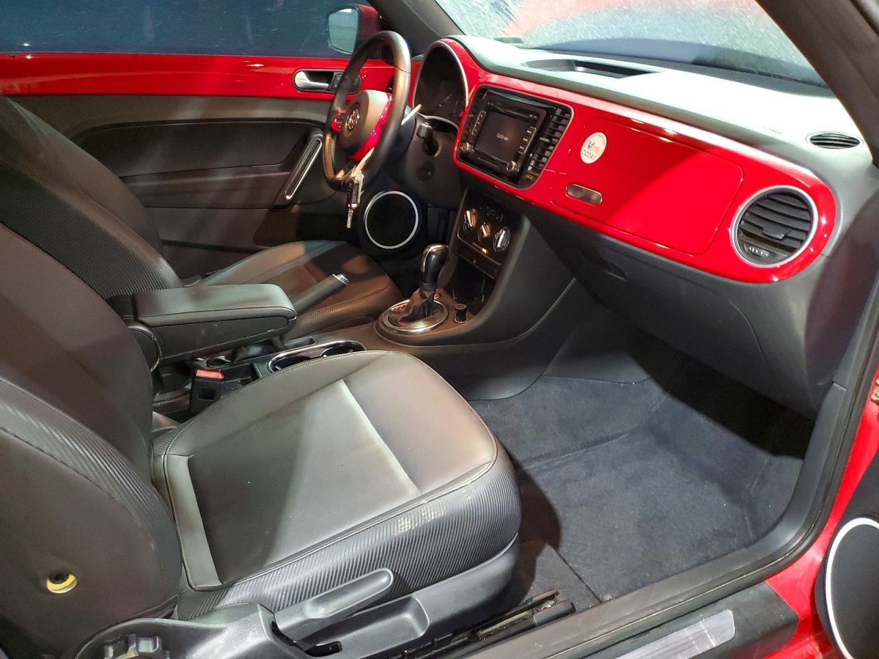 2012 Volkswagen Beetle
