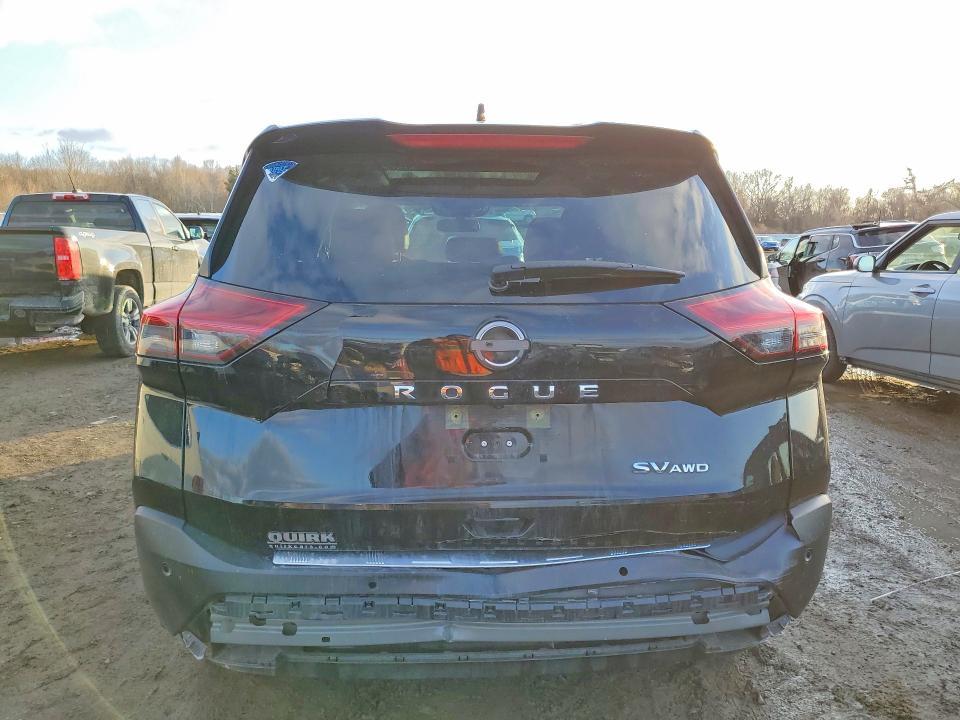 2023 Nissan Rogue sv