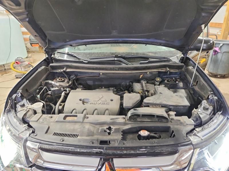 2017 Mitsubishi Outlander es