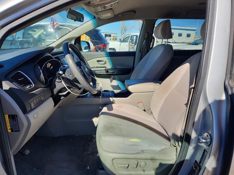 2017 KIA Sedona lx