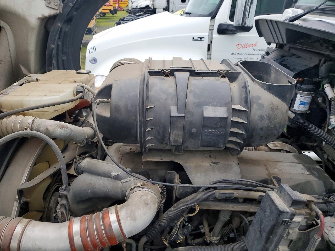 2012 Kenworth T660 Semi Truck
