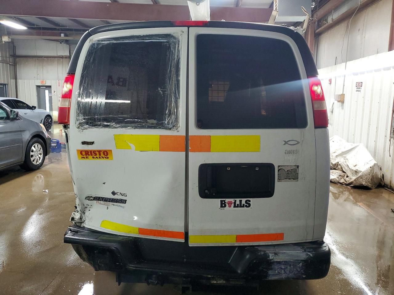 2013 Chevrolet Express 2500 Cargo Delivery Van