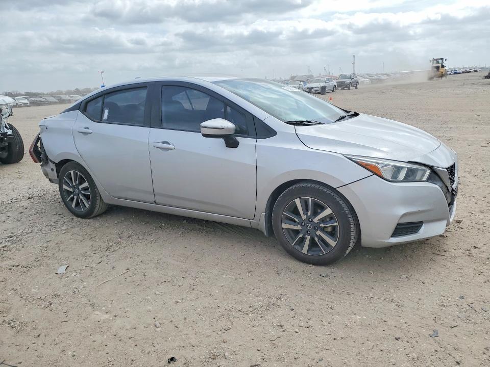2020 Nissan Versa sv