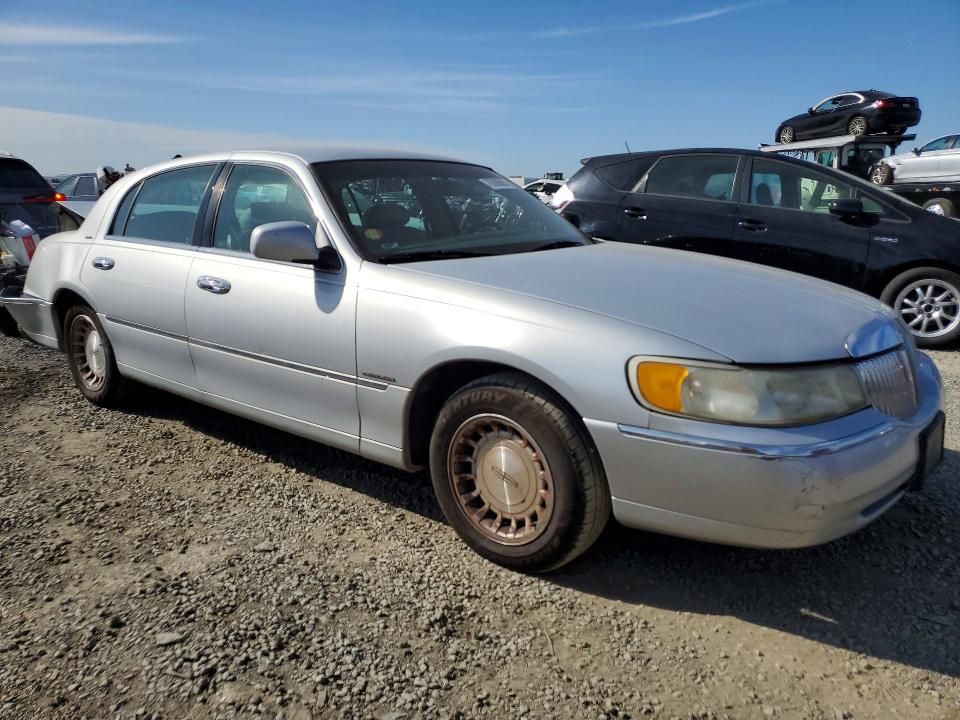 1998 Lincoln Town car Executive