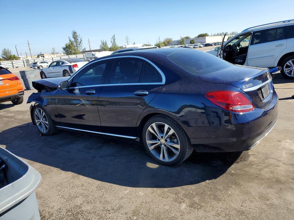 2015 Mercedes-Benz C300