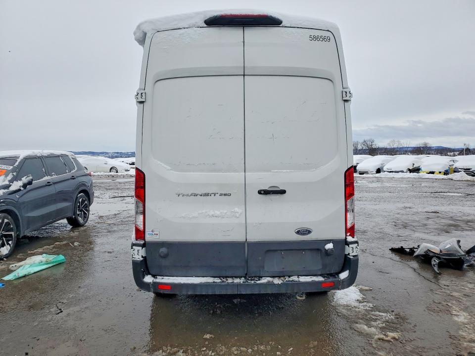 2022 Ford Transit 250 Delivery Van