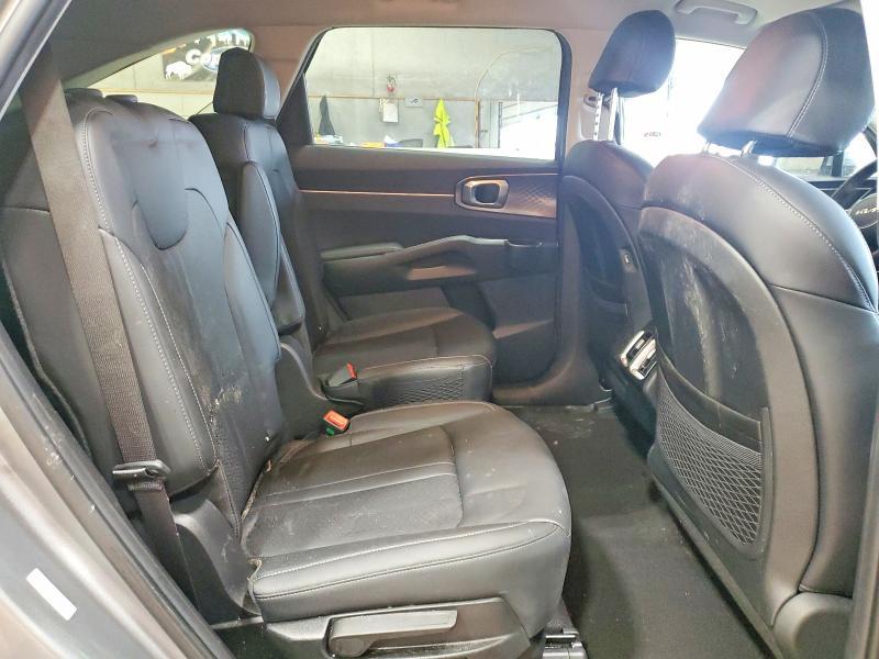 2022 KIA Sorento s