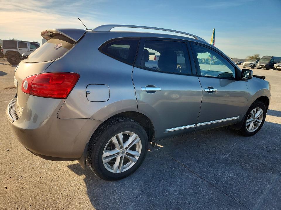 2013 Nissan Rogue s