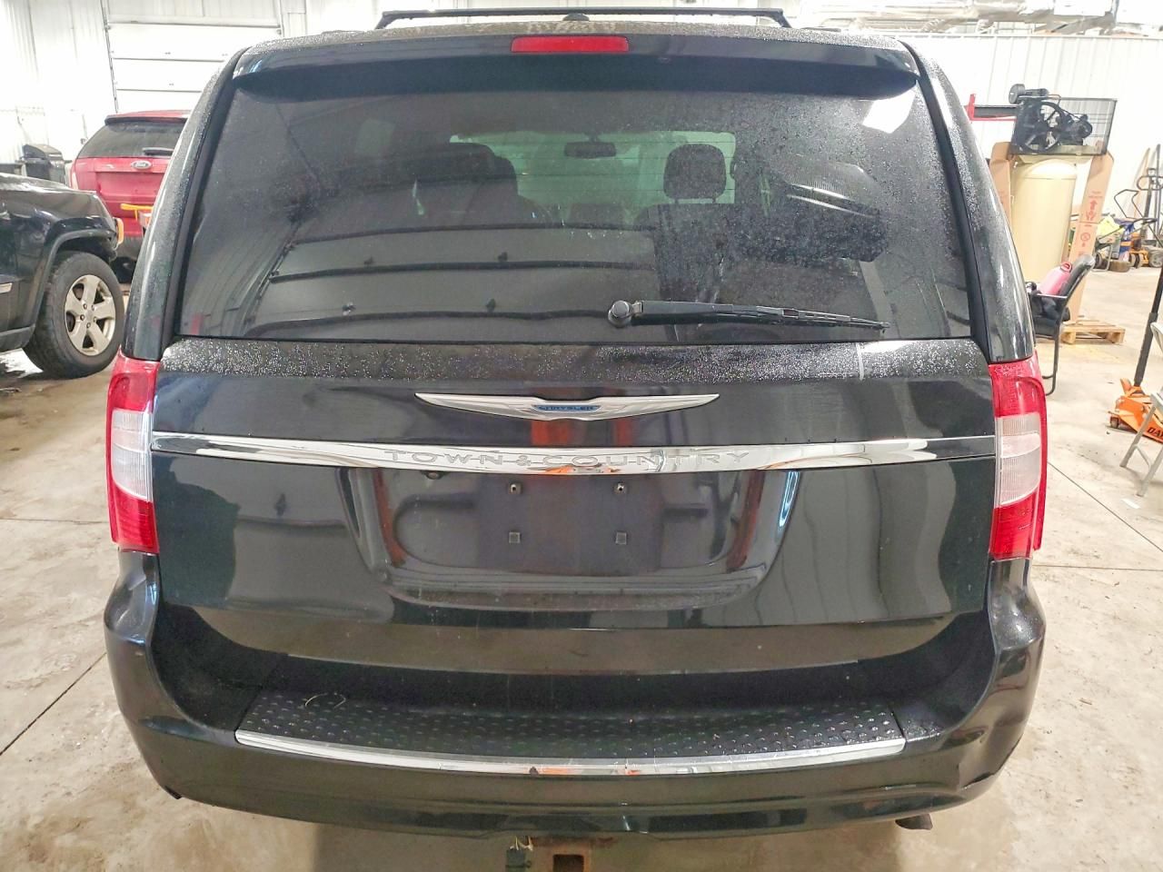 2013 Chrysler Town & Country Touring