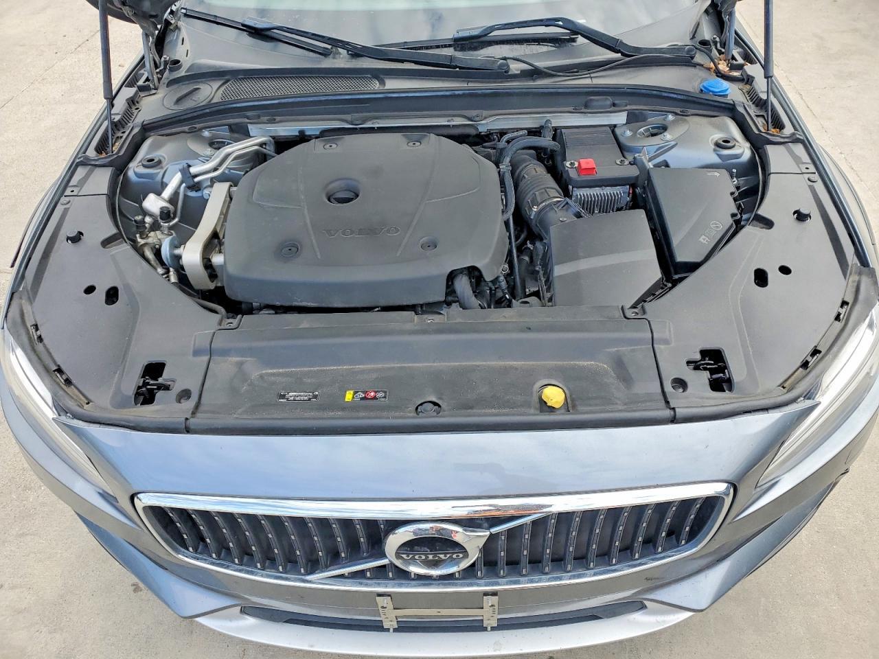 2017 Volvo V90 Cross Country T6 Inscription
