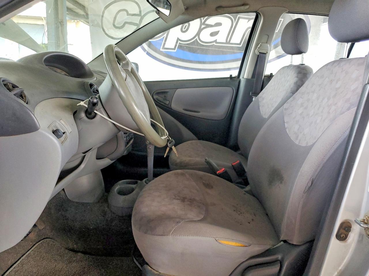2001 Toyota Echo