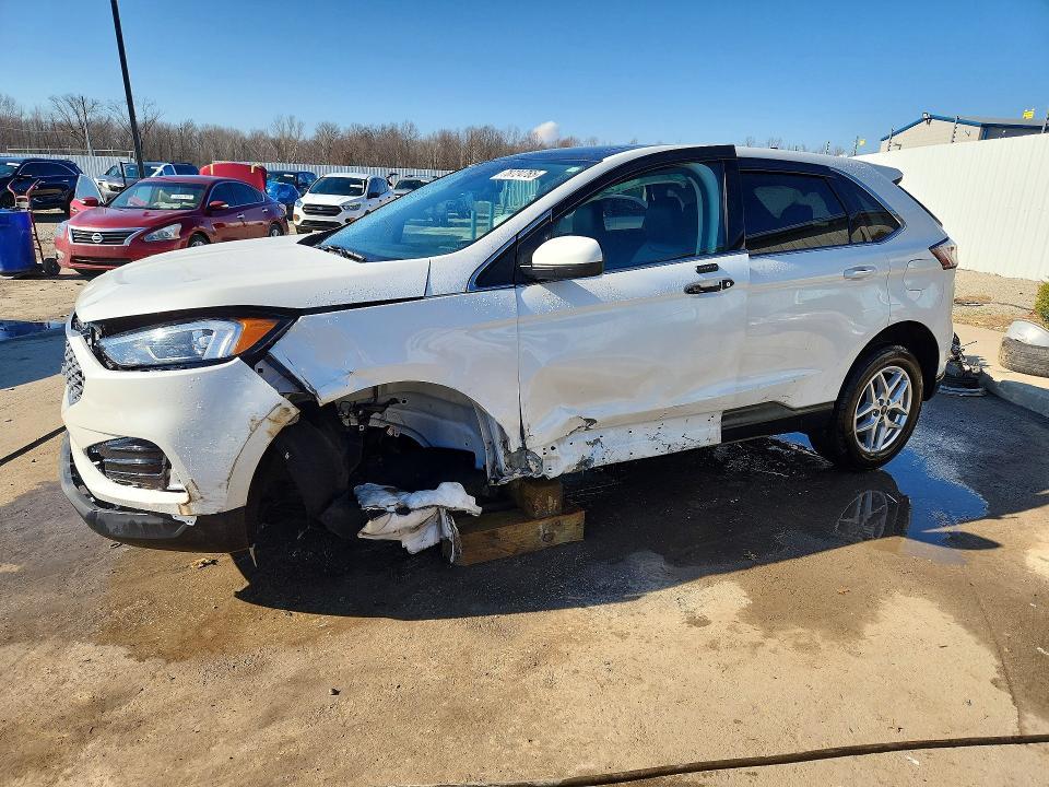 2023 Ford Edge sel
