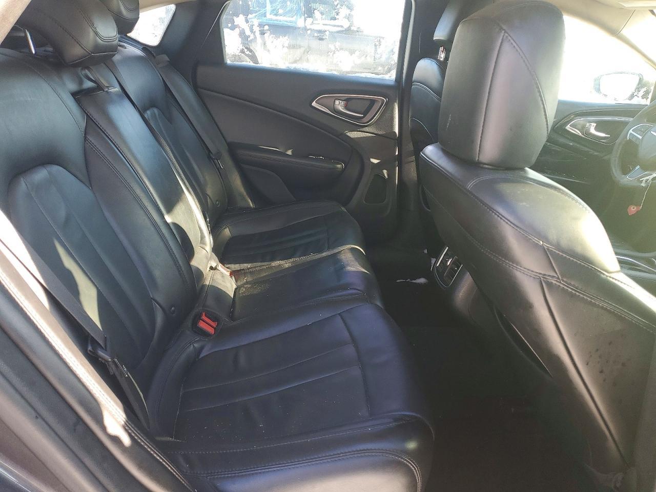 2015 Chrysler 200 c