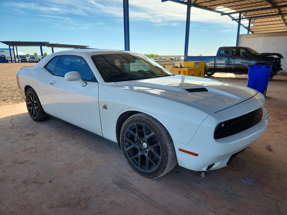 2015 Dodge Challenger r