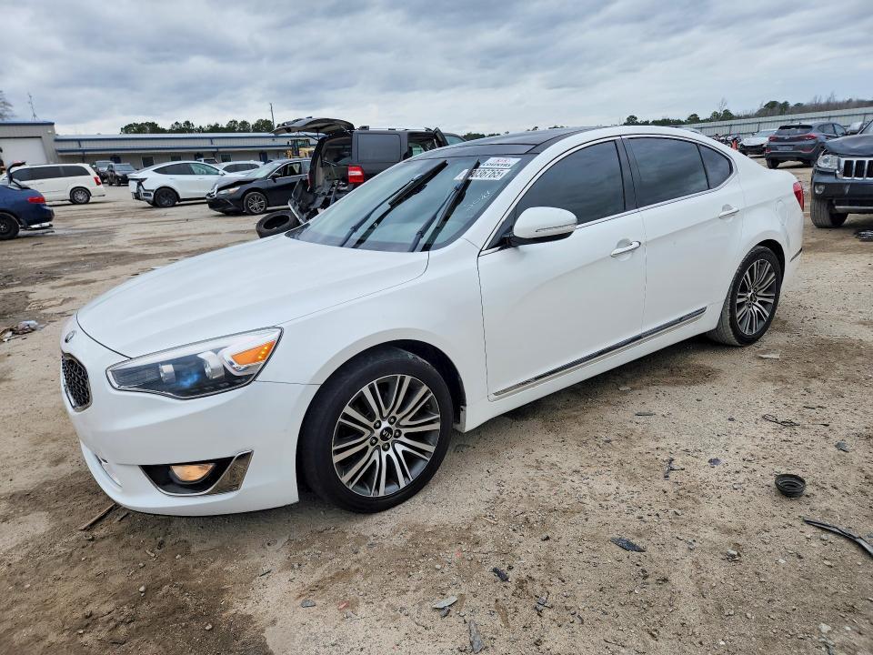 2014 KIA Cadenza Premium