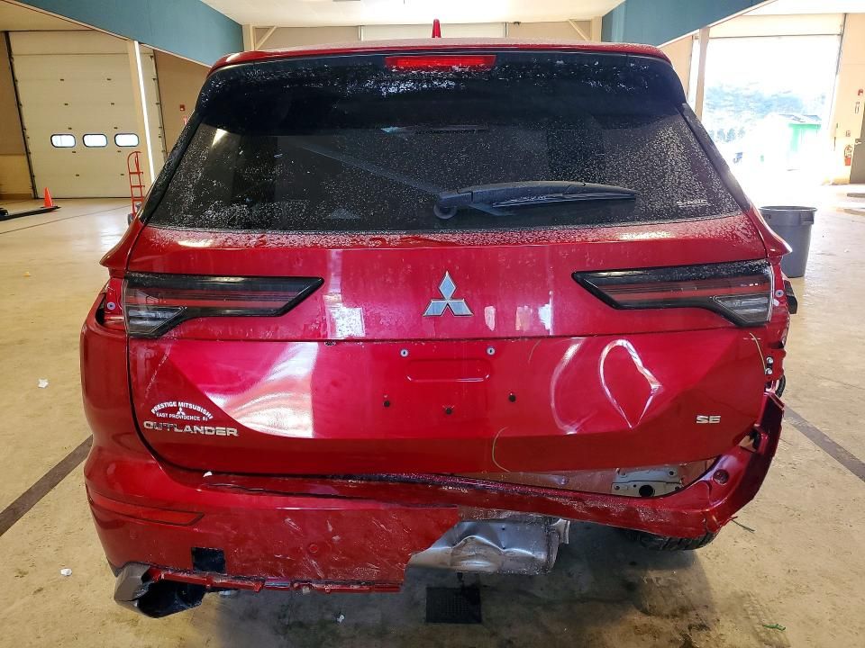 2025 Mitsubishi Outlander se