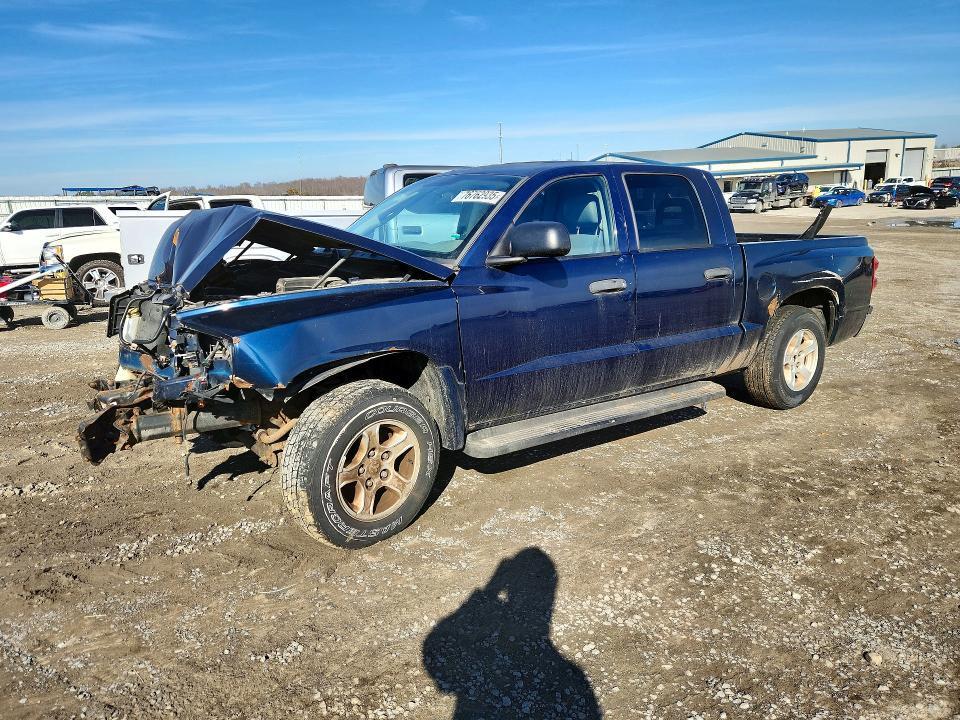 2005 Dodge Dakota Quad SLT