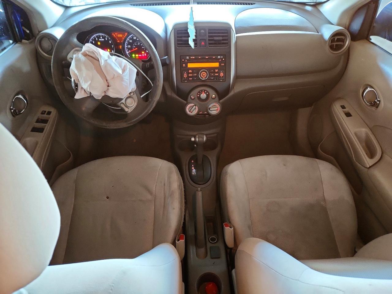 2012 Nissan Versa s